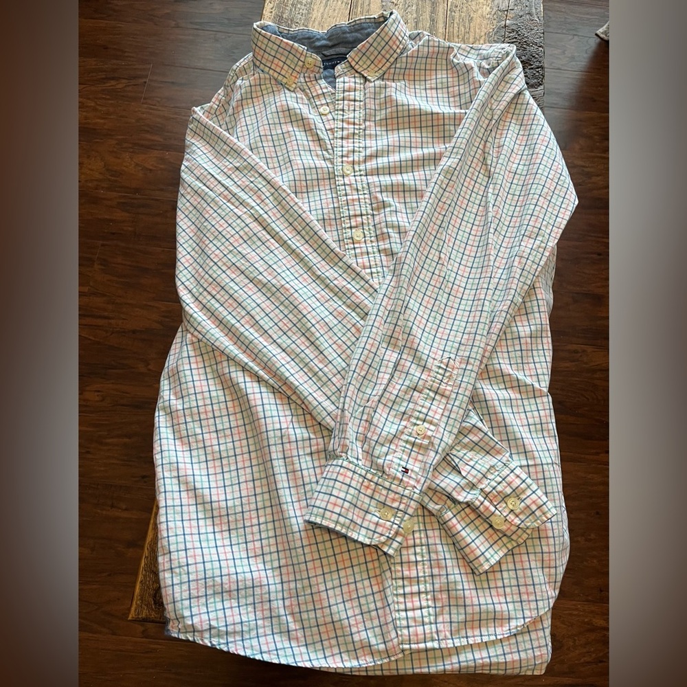 Tommy Hilfiger men’s shirt